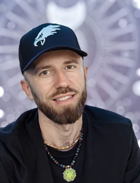 Счастливый Антон